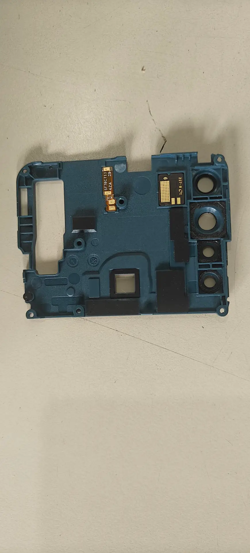 back camera lens for moto one fusion plus - Image 3